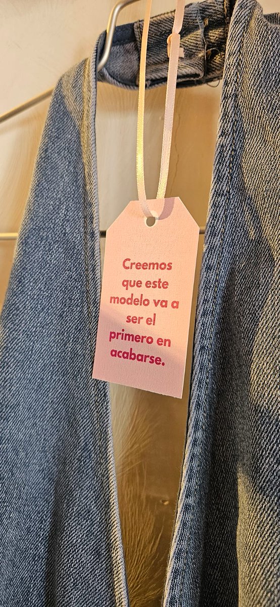 Garbochic's tweet photo. Holy celebramos el cumpleaños de una cliente y amiga muy especial con un @@shoppingspree en @GarbobyGreta https://t.co/bmFr3lnBVF