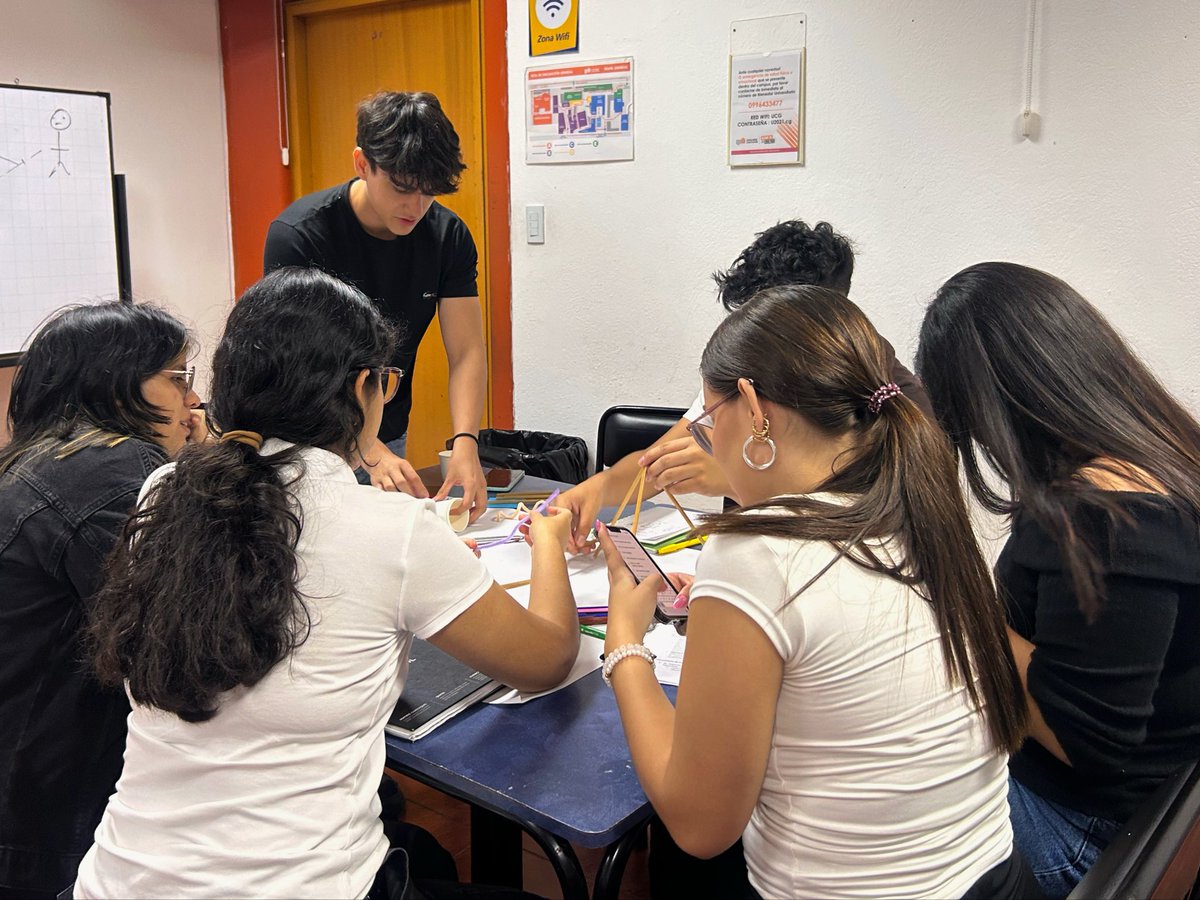 ucasagrande's tweet image. Cerramos una Welcome Week inolvidable 💫

Risas, retos y nuevas amistades que marcan el inicio de esta etapa. Nos despedimos con energía a tope y listos para lo que viene 🚀

¡Aún estás a tiempo de inscribirte! 🧡

#WelcomeWeek #VidaUniversitaria