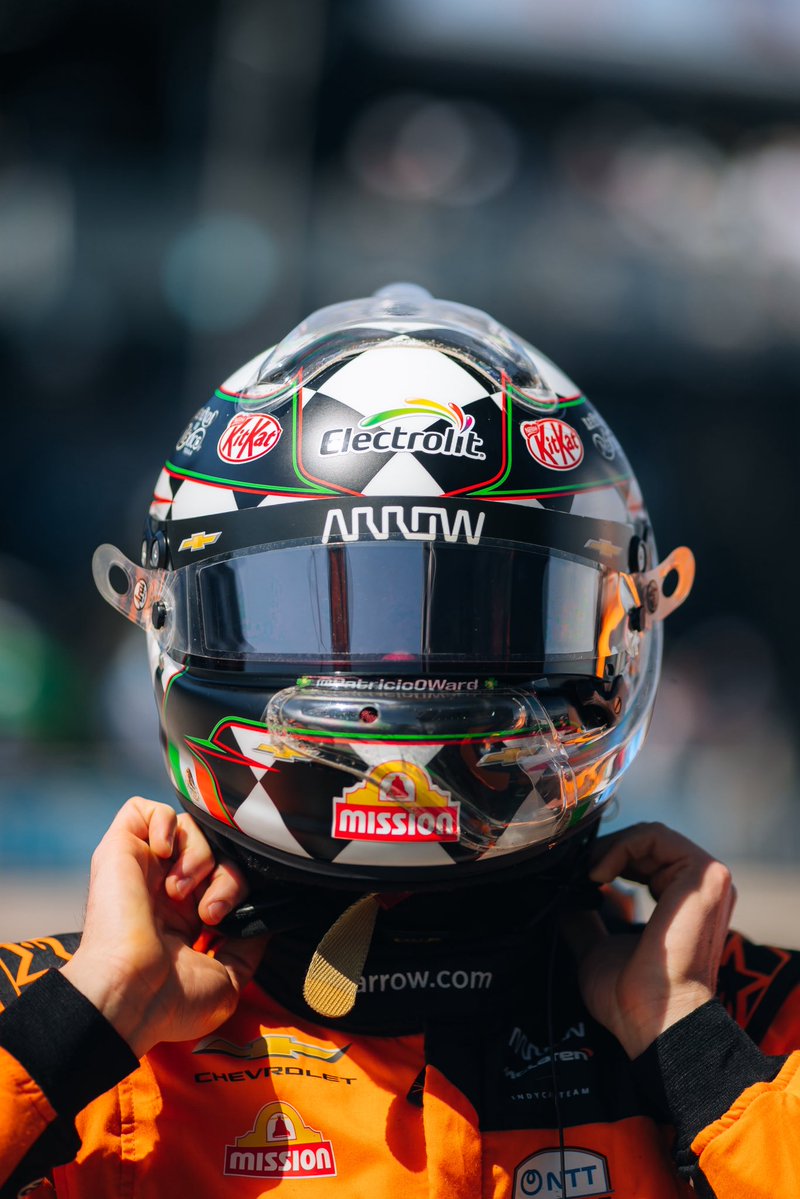 Arrow McLaren IndyCar Team tweet media