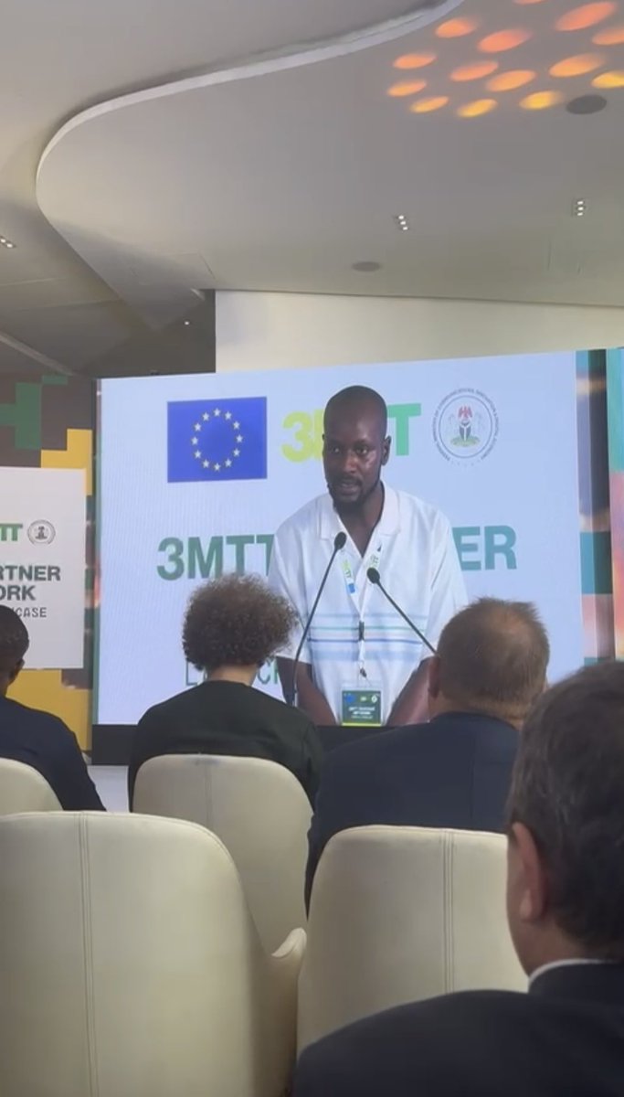 Mikechrist222's tweet photo. Honoured to be part of the 3MTT Partner Network Showcase with the EU Delegation, alongside leaders driving Nigeria’s digital transformation, including Dr. Bosun Tijani and key global partners. 

#3mtt #Nigeria https://t.co/qBpB3xaZD9