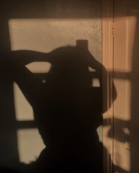 𝐑𝐚𝐯𝐞𝐧. ✰ tweet media