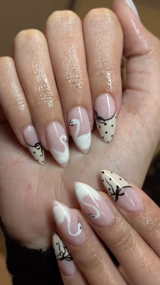 olivia 𝜗𝜚ׅؗ 𑣿. goes on tour tweet media