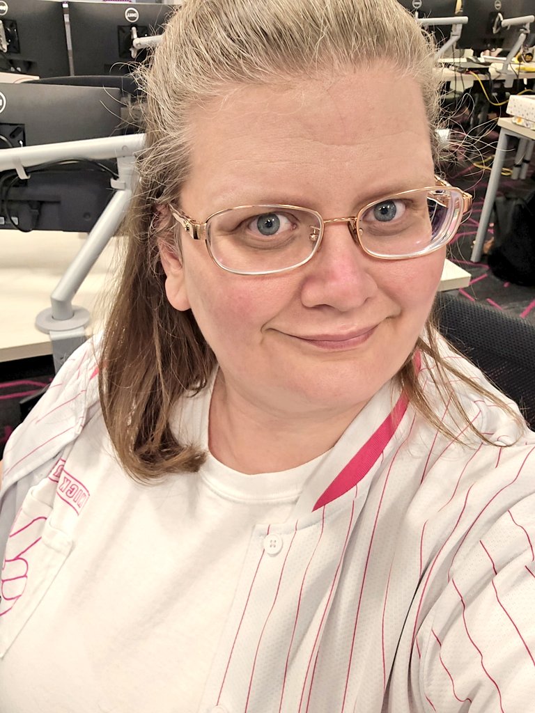 Rose 🧟♀️🧟♂️ tweet media