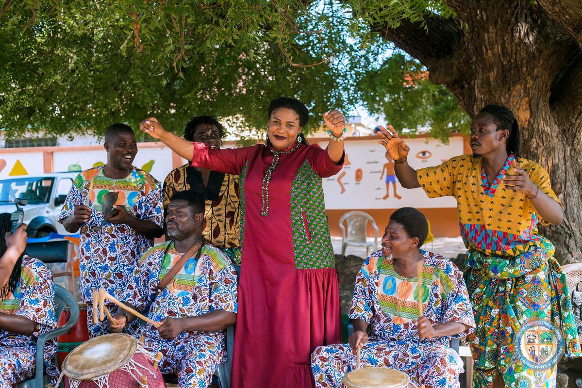 Ebi Bright tweet media