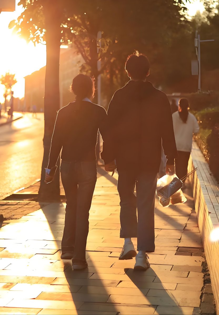 christine tweet media