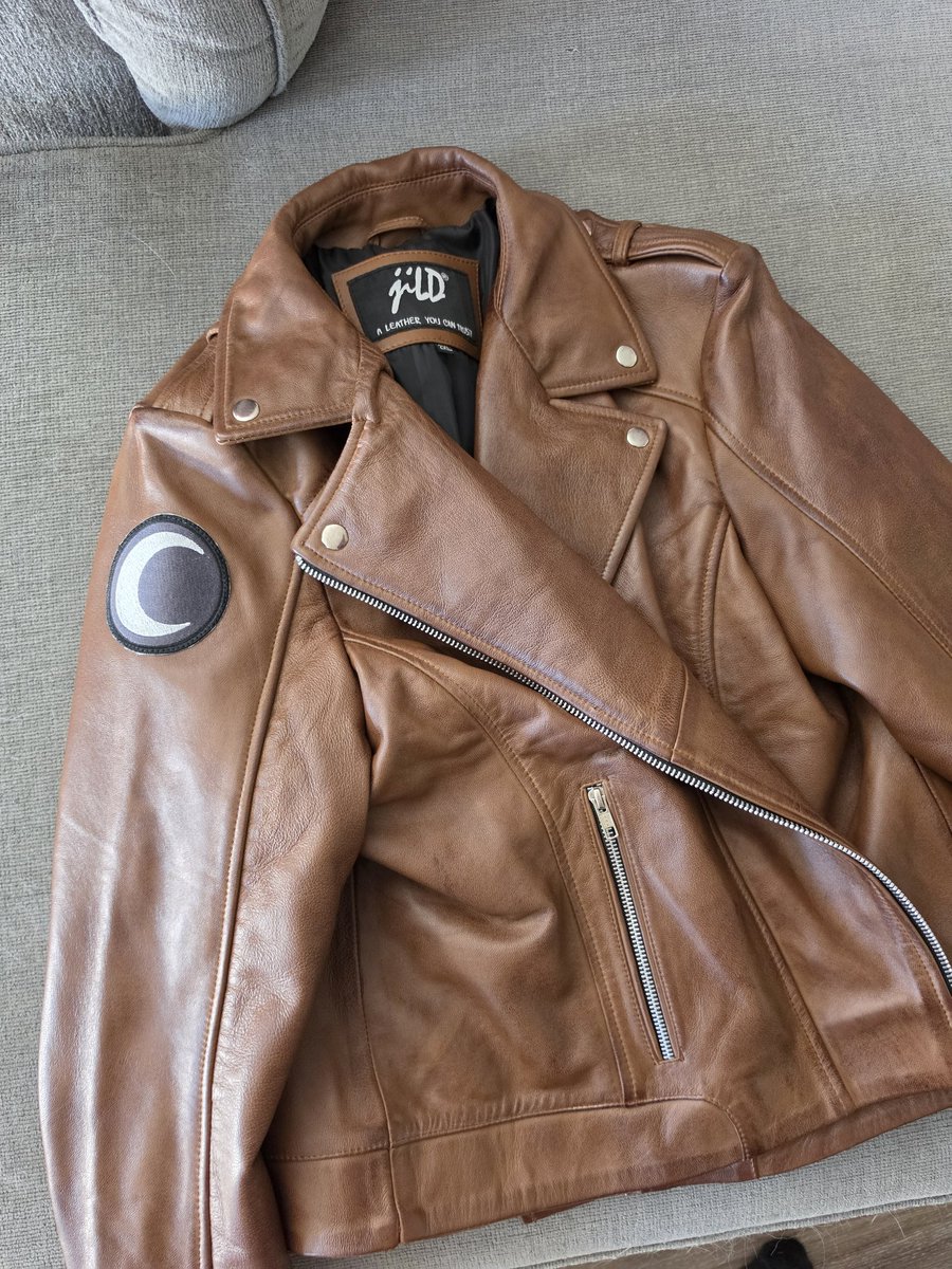 Chai Wolfess Θ∆ LVFC, EDC tweet media