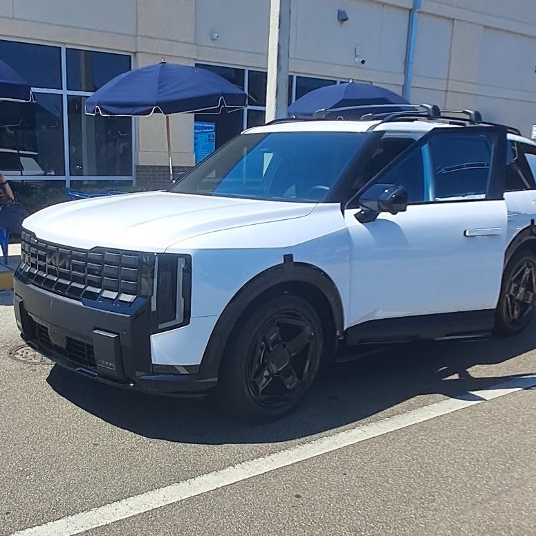 Rising Tide Car Wash tweet media