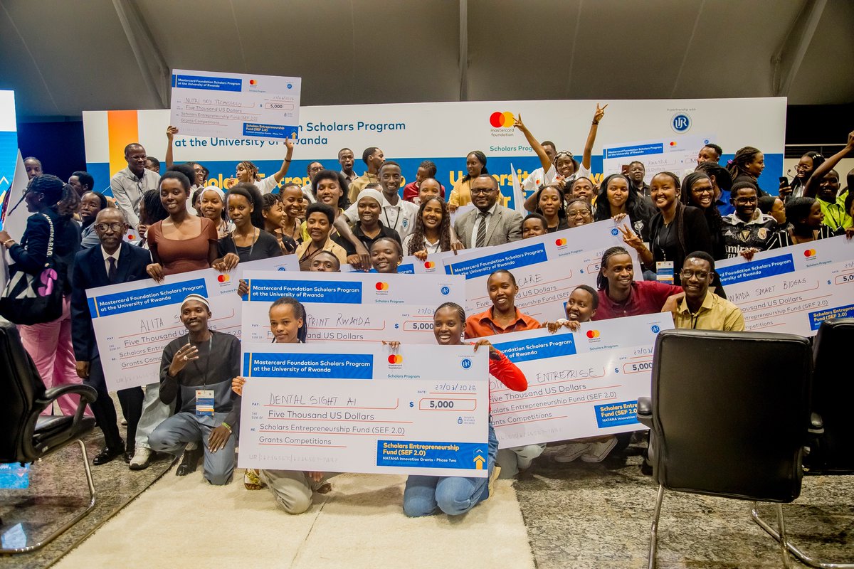 MCFScholarsUR's tweet photo. At the Scholars Entrepreneurship Fund (SEF 2.0) Hatana Innovation competition, Phase II at @Uni_Rwanda, 52 top teams received $5,000 each for seed funding to turn their innovative ideas into viable businesses.
The projects range from smart agriculture, IT, health &amp; other sectors. https://t.co/UfGswHIQkV