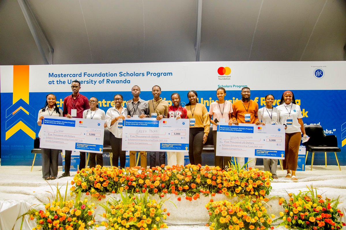MCFScholarsUR's tweet photo. At the Scholars Entrepreneurship Fund (SEF 2.0) Hatana Innovation competition, Phase II at @Uni_Rwanda, 52 top teams received $5,000 each for seed funding to turn their innovative ideas into viable businesses.
The projects range from smart agriculture, IT, health &amp; other sectors. https://t.co/UfGswHIQkV