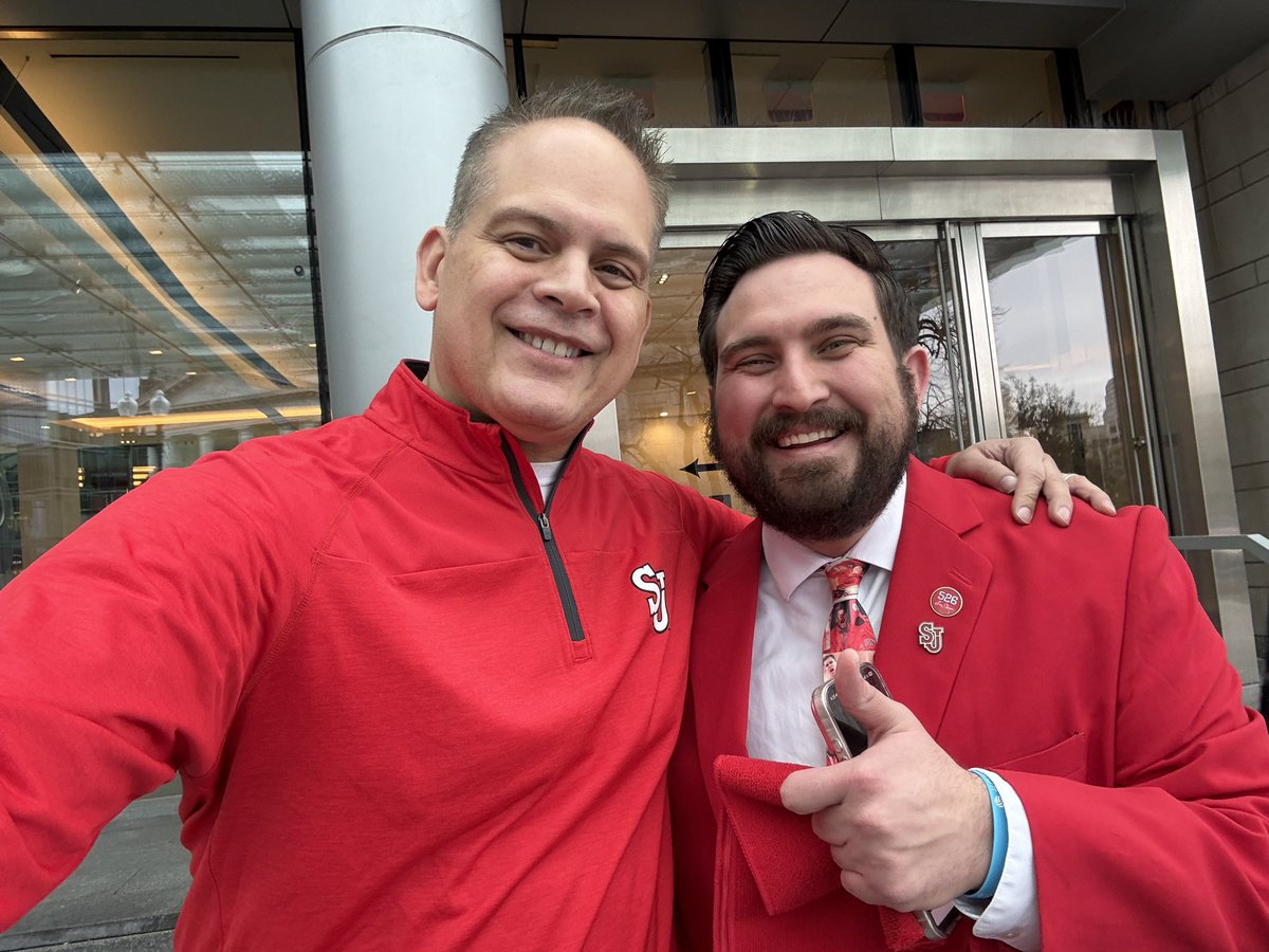 Billy The Red Suit Guy tweet media