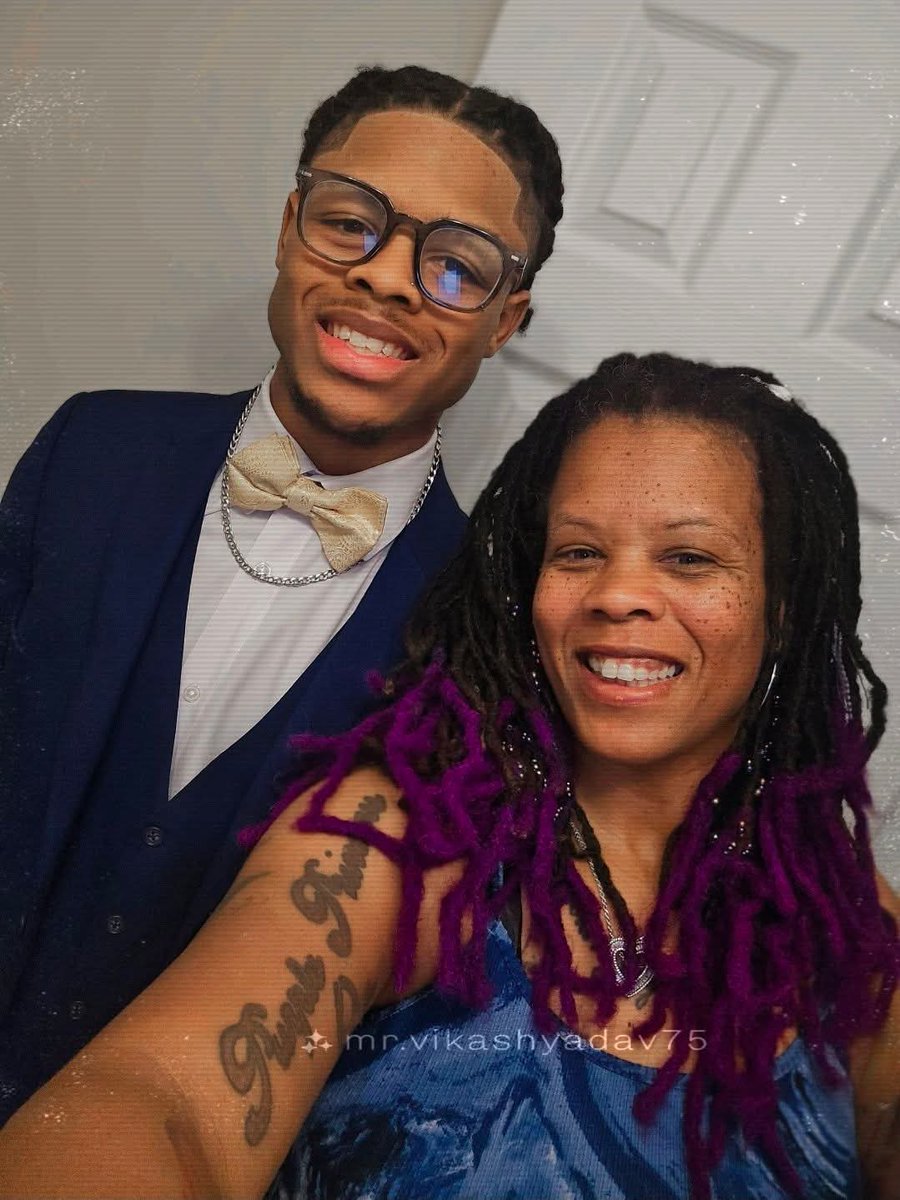 XO4lyfe__'s tweet image. It's almost time!! ..
#prom