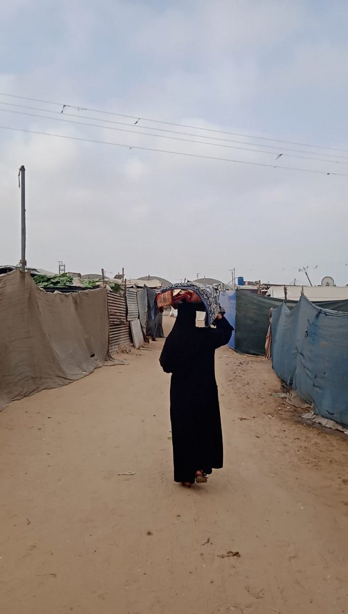 Pxpiofbai849198's tweet image. “Can you sleep while we’re out in the street? 😢
My sister, my elderly parents, and I have no shelter and no food…
We can’t endure this any longer 💔
Your donation today could save our lives tomorrow…
Please don’t leave us to be lost 🙏
#Gaza #SaveUs
chuffed.org/project/131170…