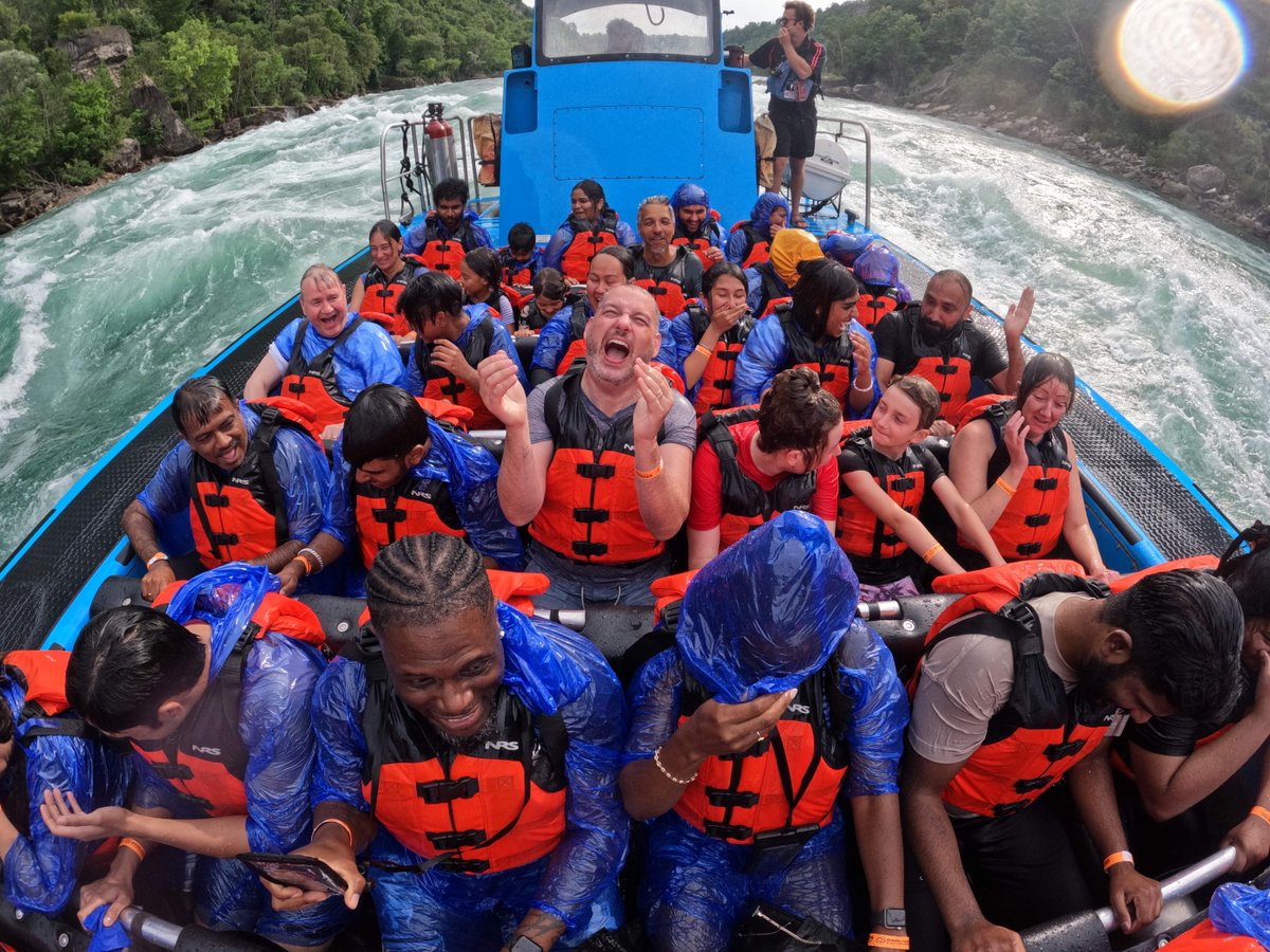 Whirlpool Jet Boat Tours tweet media