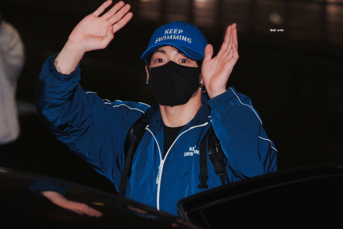 Still with tweet media