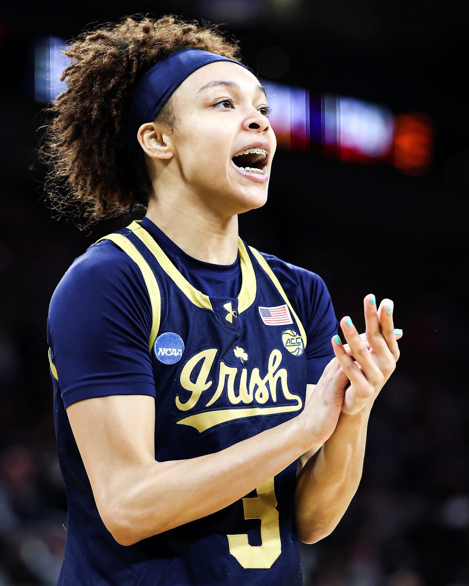 Notre Dame is headed to the Elite 8 after an incredible game from Hannah Hidalgo 🍀

◽️ 31 points
◽️ 10 steals
◽️ 10 rebounds
◽️ 7 assists

Just the second triple-double with steals in NCAA Tournament history.