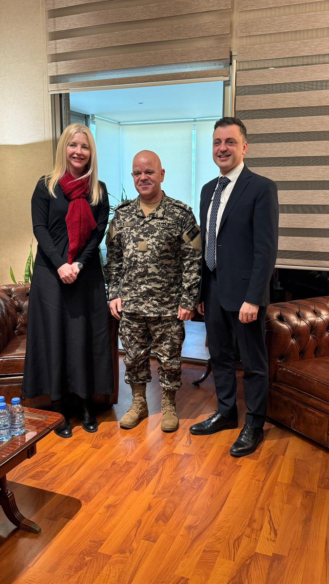 Cyclops_Defense's tweet photo. Honored to meet with Major General Edgar Lawandos, Director General of State Security, in Beirut. 🇱🇧

We discussed strengthening national resilience and supporting the mission readiness of Lebanon’s security institutions.

#Lebanon #StateSecurity #CyclopsDefense #Stability https://t.co/E1jLeRUgd7
