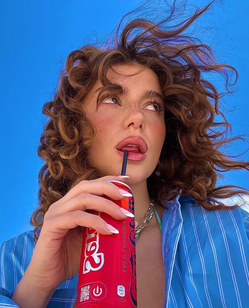 Thษlษssษ tweet media