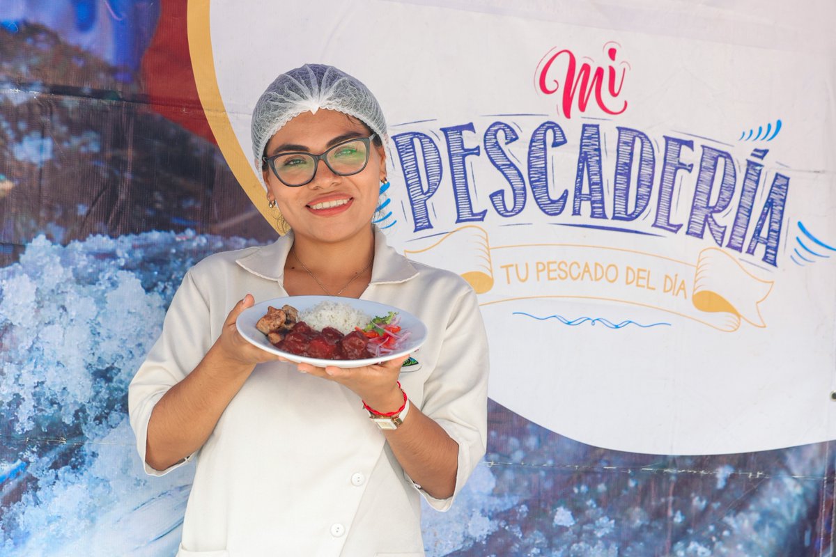 #NotaDePrensa | 🌊 PRODUCE con sabor a mar 🐟

El ministro de la Producción lanzó la campaña “PRODUCE con sabor a mar”, una iniciativa que impulsa el consumo de productos hidrobiológicos de calidad durante Semana Santa, promoviendo una alimentación saludable, segura y accesible