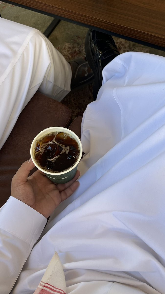 vxvv23's tweet photo. قهوة الجمعة 🖤. https://t.co/SWjzmZJRTs
