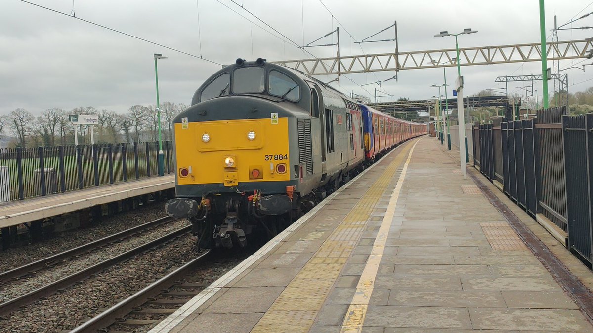 UniversalTrainsStudio 🇬🇧🇵🇰🚂🚄 tweet media