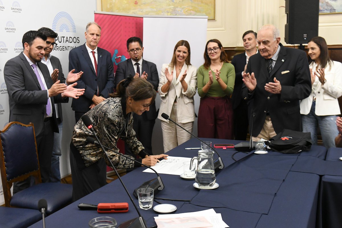 Bárbara Andreussi tweet media