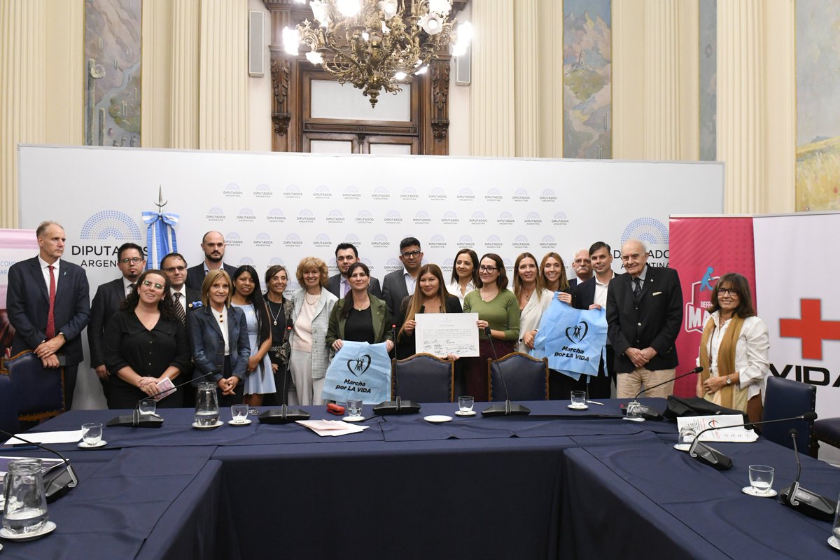 Bárbara Andreussi tweet media