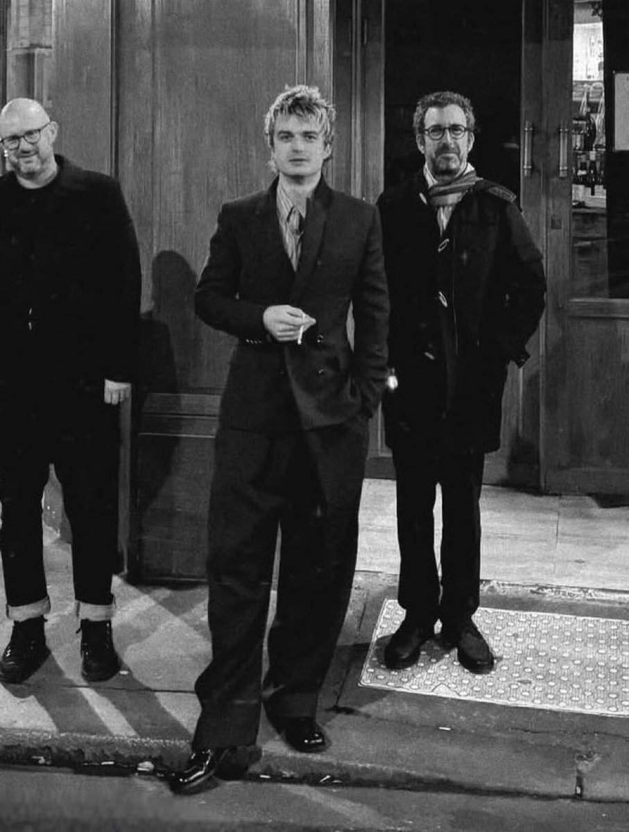 coralie ౨ৎ tweet media