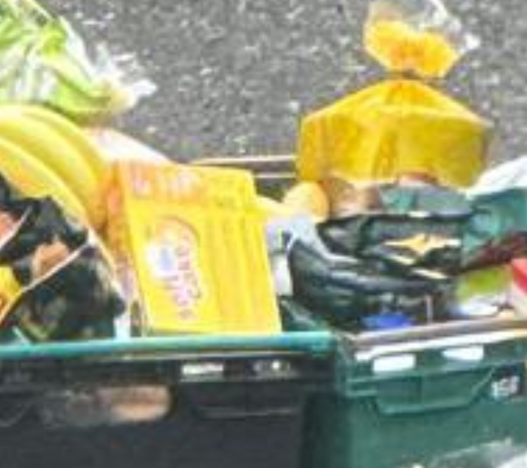 ani🎀𖦹? met louis tweet media