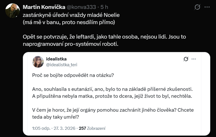 Kopající kuře tweet media