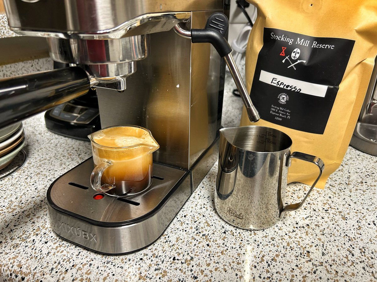 Emily Hills tweet media