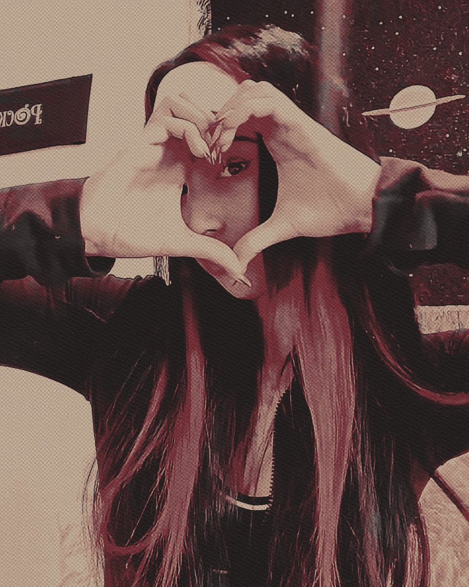 ᅠ ᅠ ᅠᅠ ᅠ ᅠ ᅠ ᅠ ╱╱ * 𝓵𝚞𝚌𝚛𝚎𝚣𝚒𝚊 。 tweet media