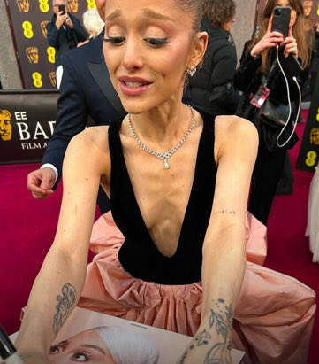 TONIANN 🌻 tweet media