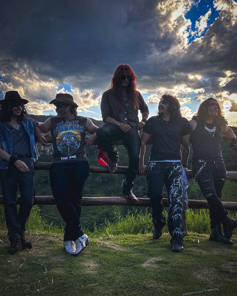 🏴‍☠️ tweet media