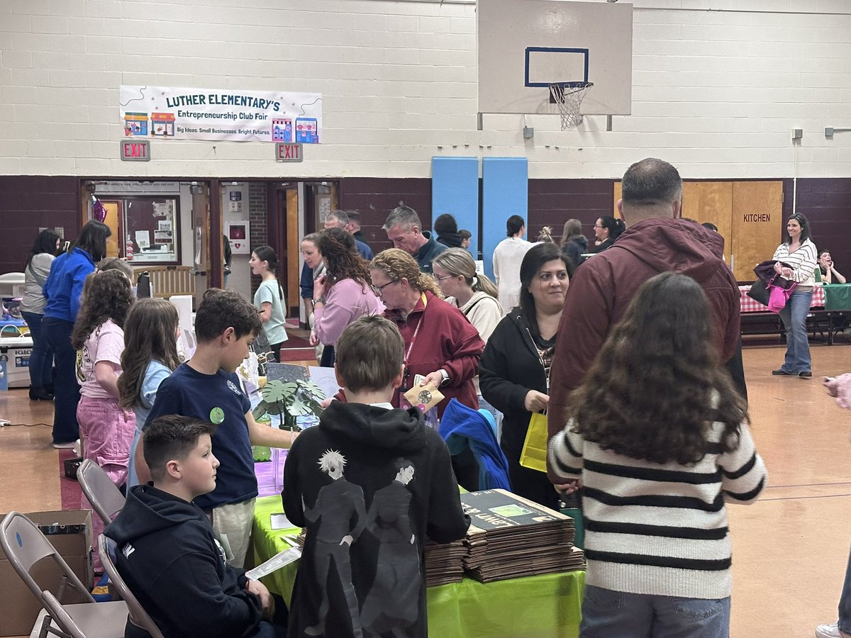 Luther School tweet media