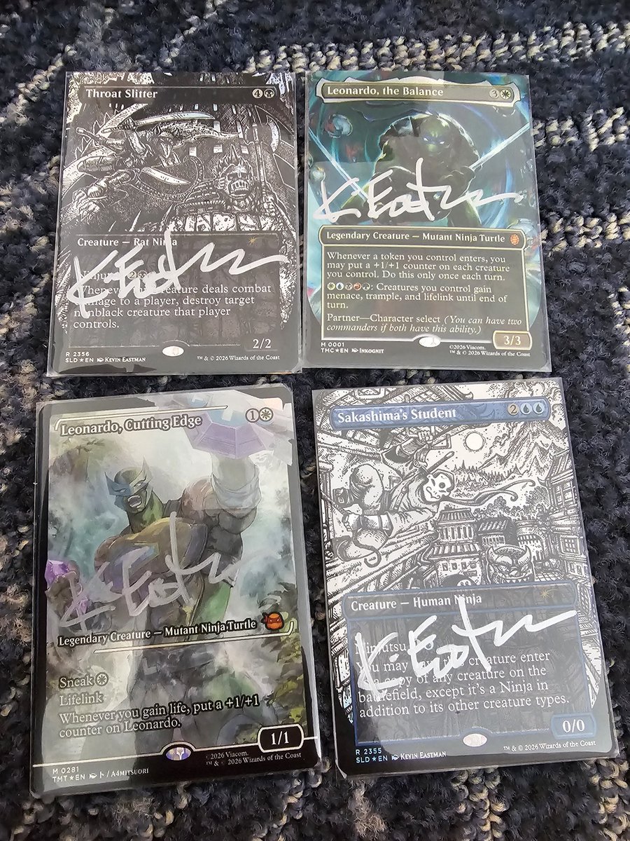 VVipeout's tweet photo. I was able to meet #KevinEastman at #Paxeast and had him sign some cards that I'll actually use in play.  #tmnt #mtg https://t.co/HpZLHbz8QE