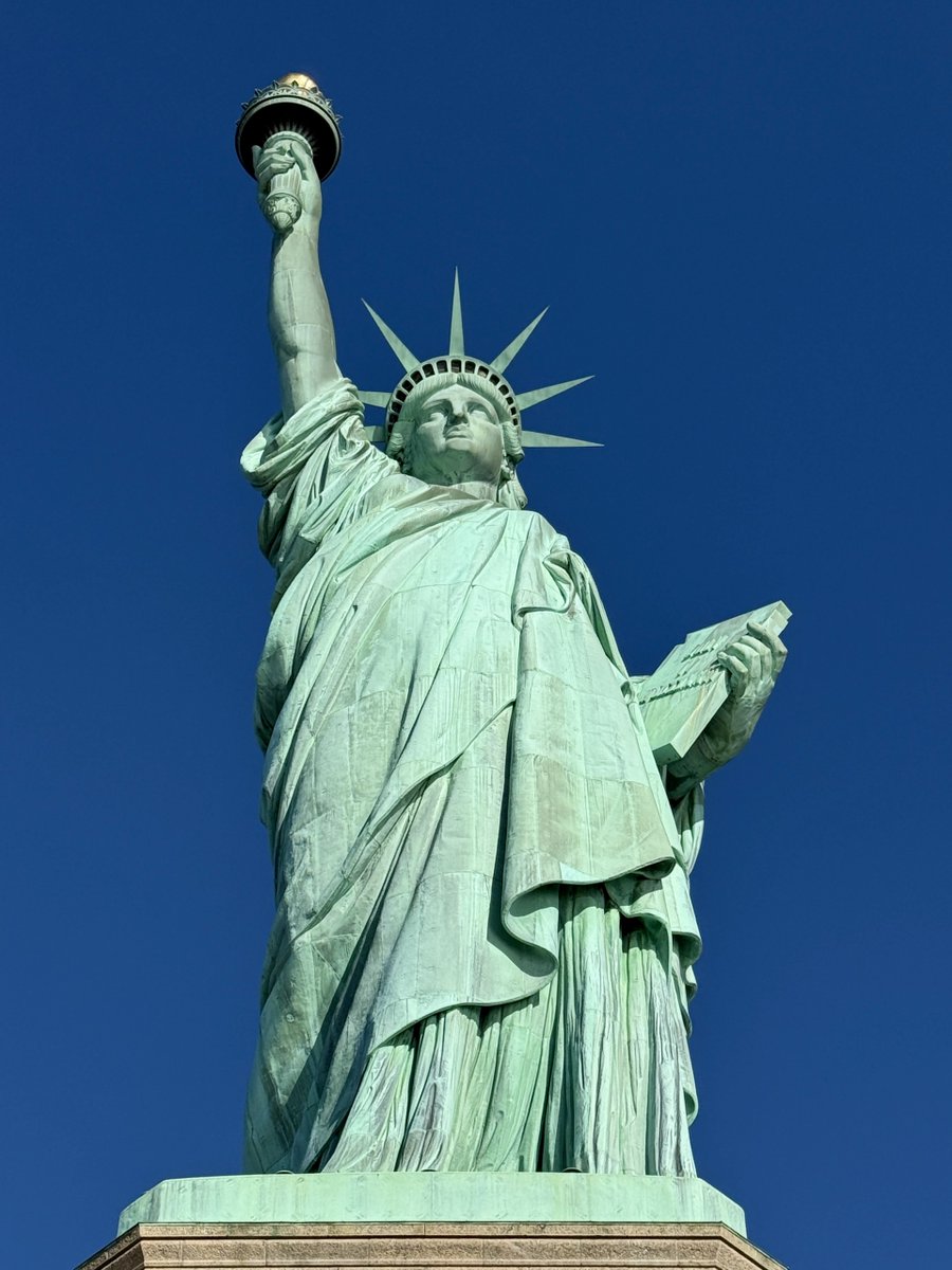 Statue of Liberty & Ellis Island Foundation tweet media