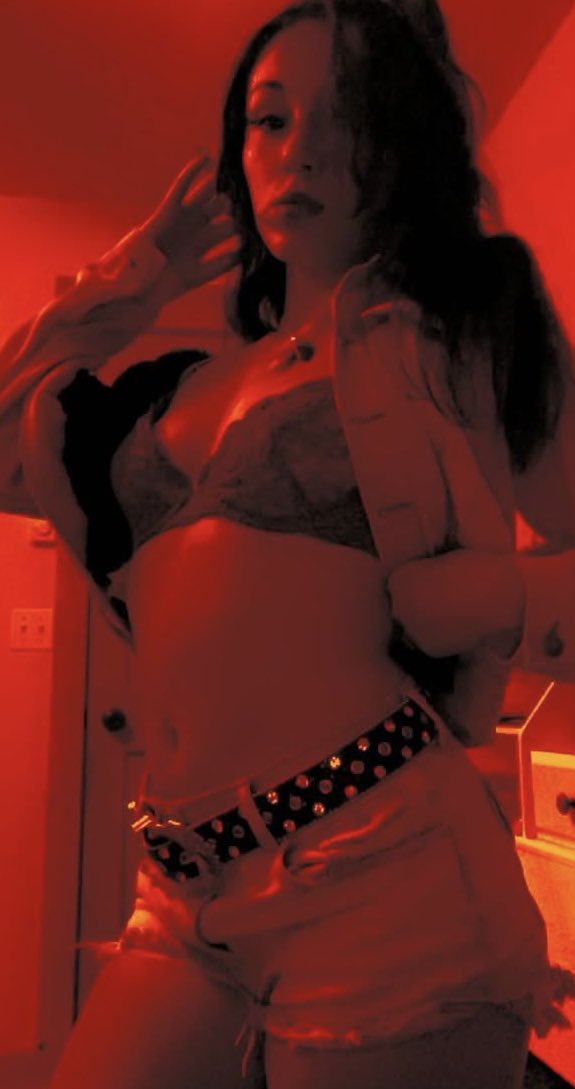 lani(sells) tweet media