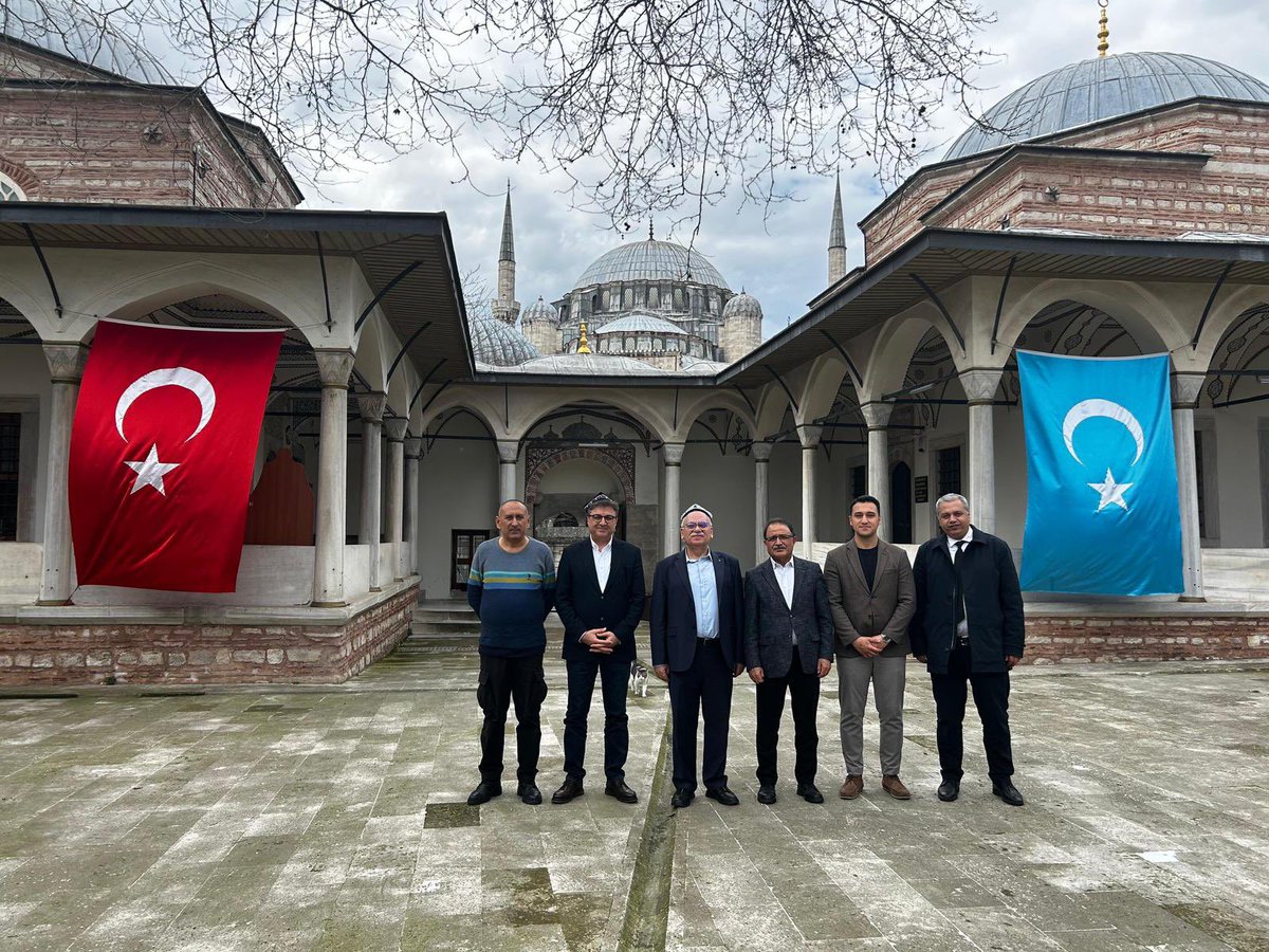 Doğu Türkistan Vakfı tweet media