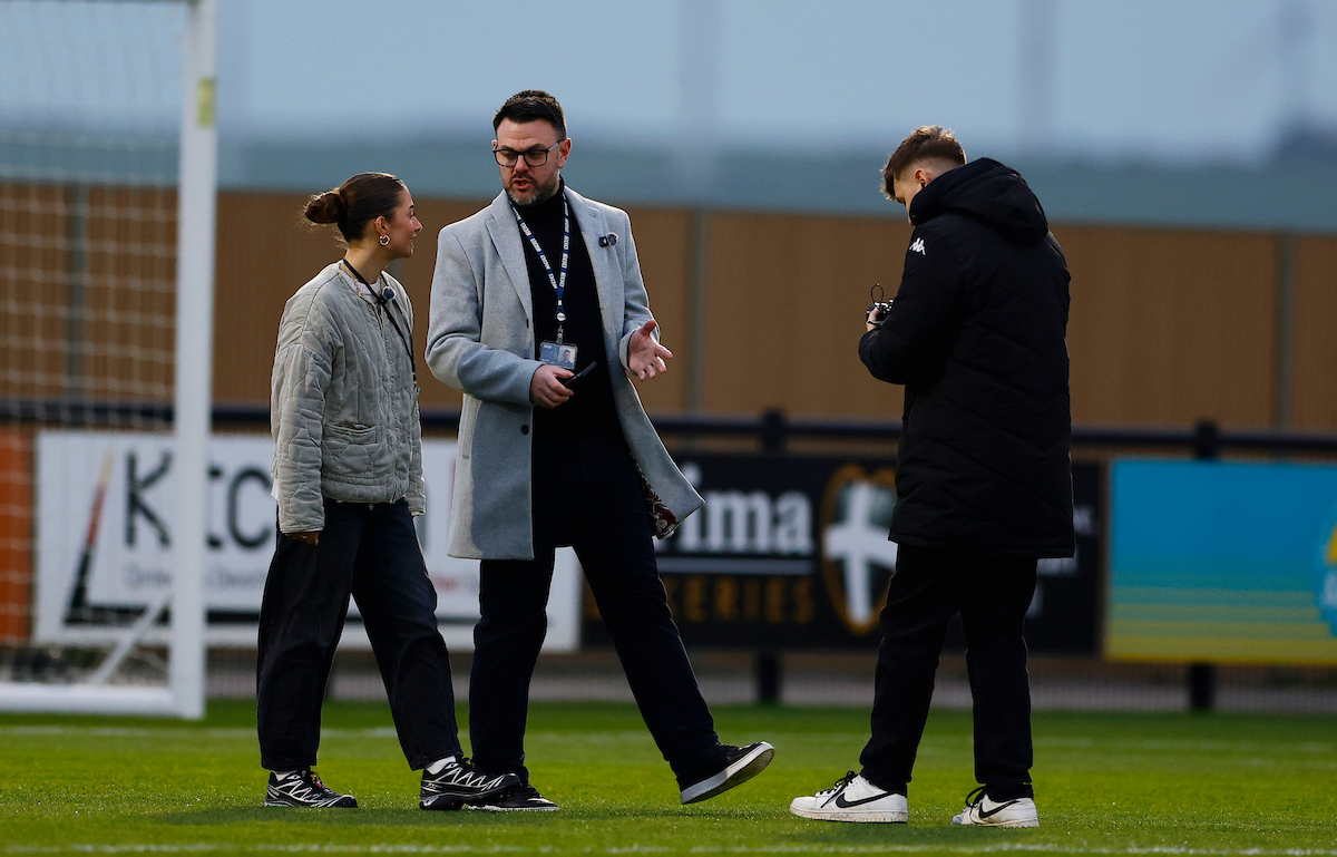 Gareth Davies tweet media