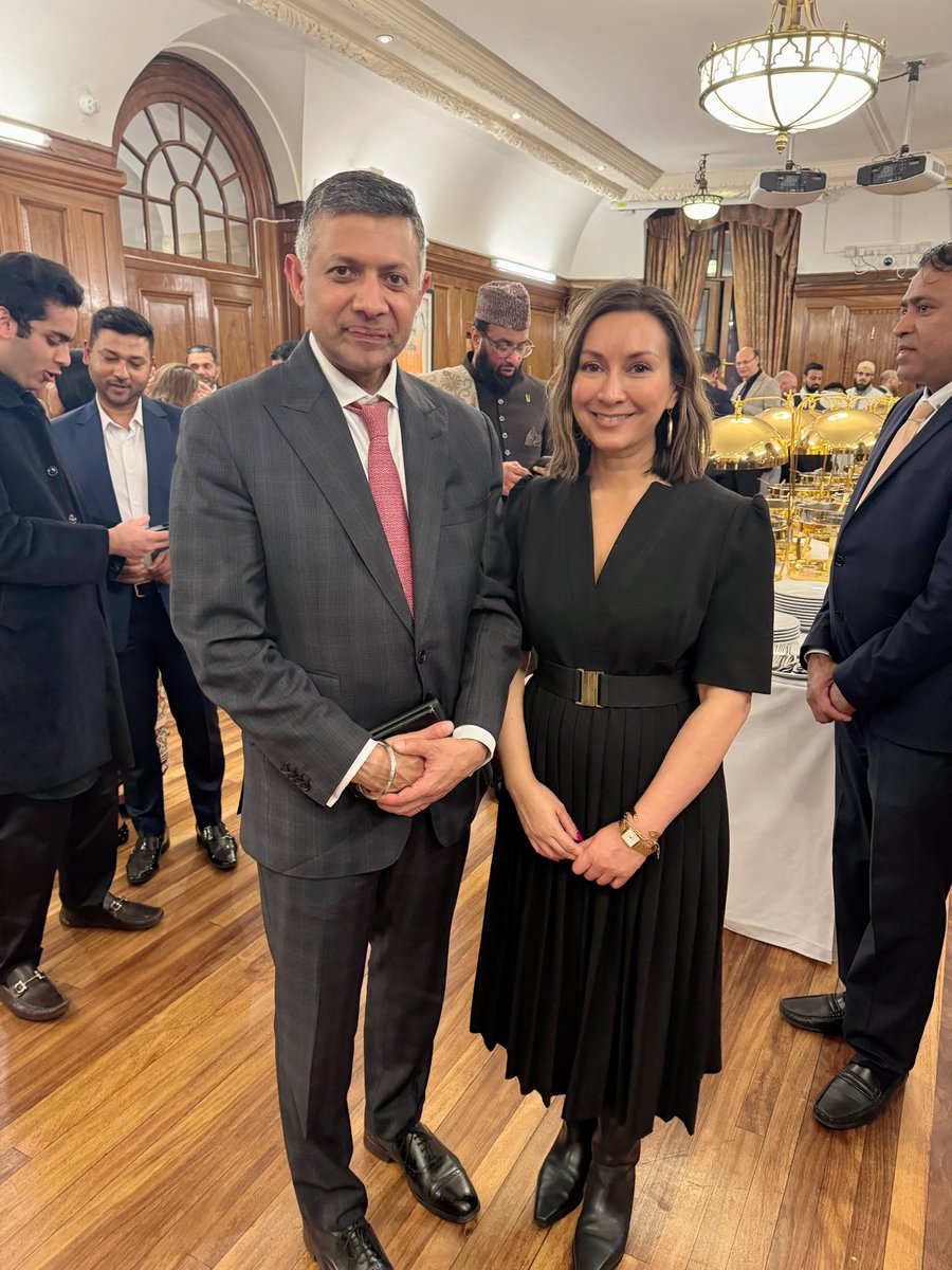 ayeshahazarika's tweet photo. Thank you to the wonderful High Commissioner Vikram Doraiswami for hosting such a beautiful Eid celebration at India House 🇮🇳 with people from many different backgrounds, countries, faiths &amp; ages with the best music &amp; food. Eid as it should be! https://t.co/y8YkQa6iHh