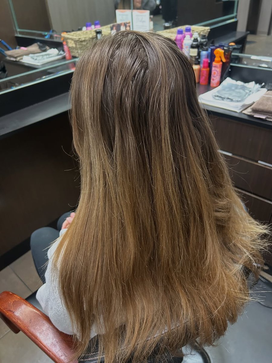 Mitchell's Salon tweet media