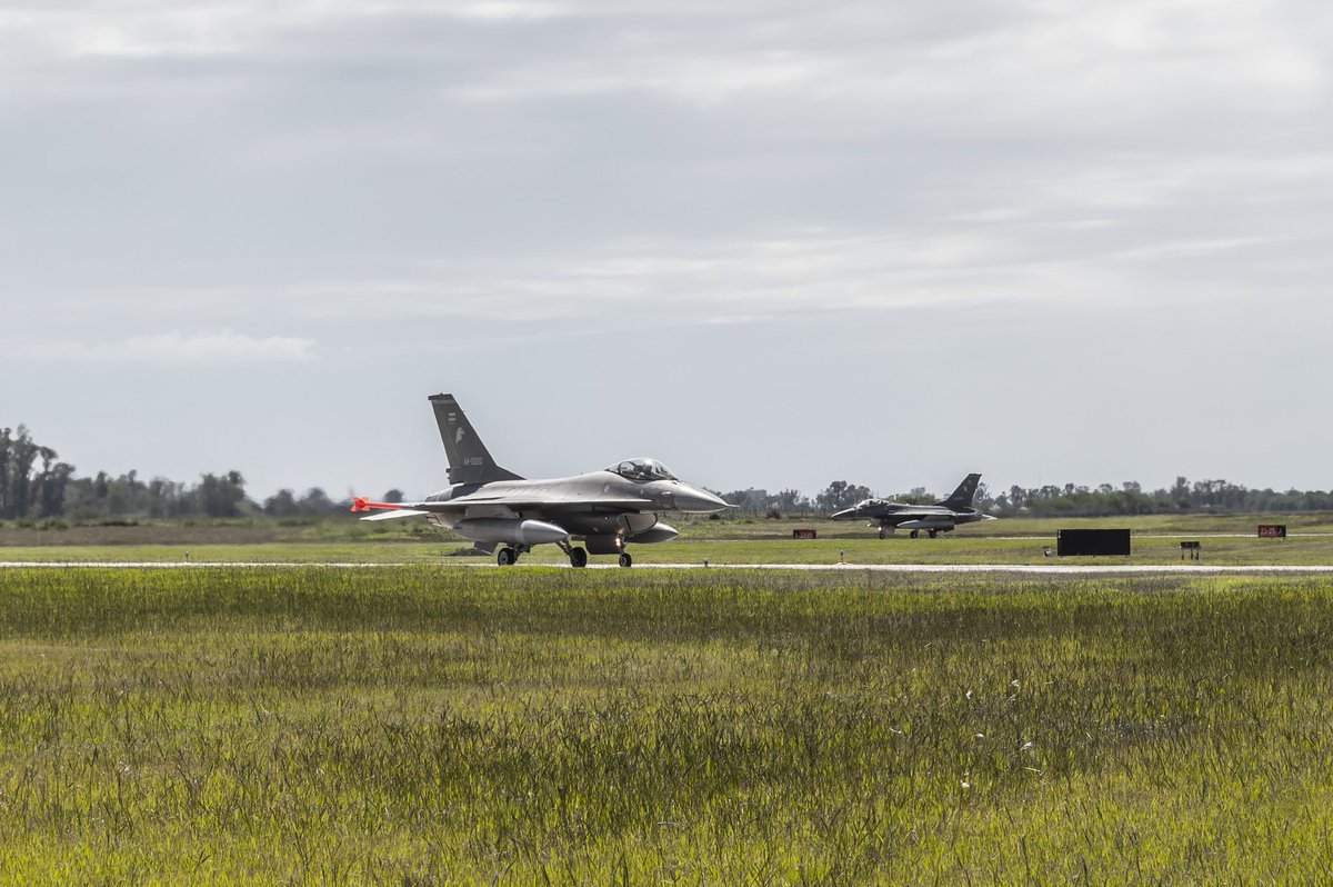 Fuerzas Armadas Argentinas tweet media