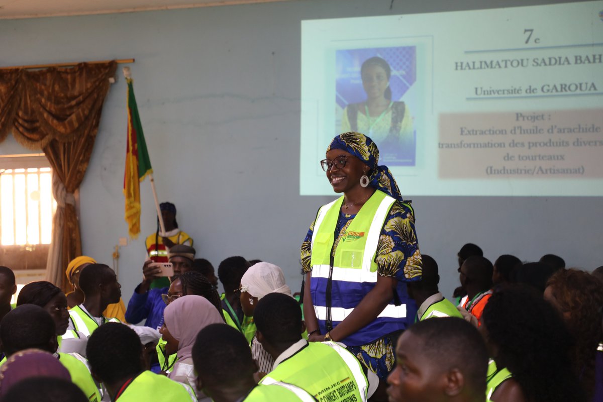 PNUDCameroun's tweet image. Cap sur l’excellence entrepreneuriale à Maroua ! 🇨🇲

Aux côtés du Ministre #MINJEC_CMR , du #DRR @PNUDCameroun et du #Gouverneur de la Région, nous avons clôturé aujourd’hui le Bootcamp zonal et le Challenge de l’Étudiant‑Entrepreneur pour le pôle Septentrion.

Tout au long de la