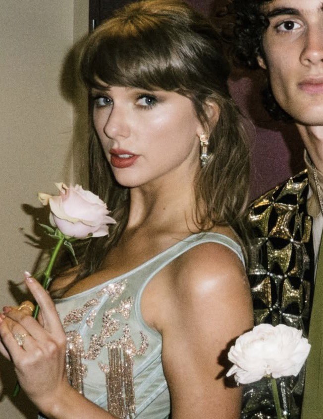 Taylor Swift Brasil tweet media