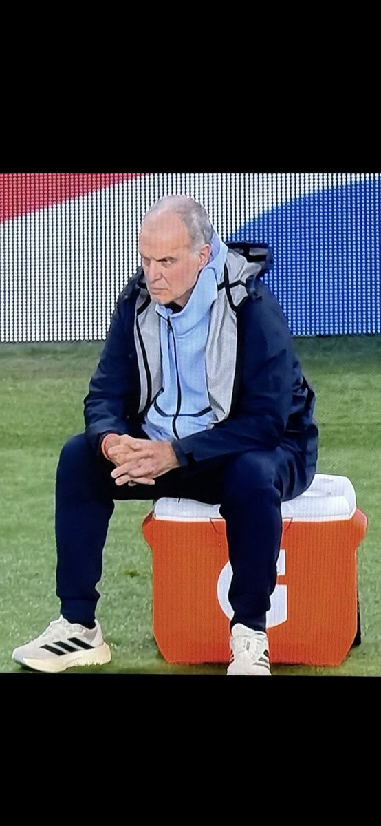 Tom Buer tweet media