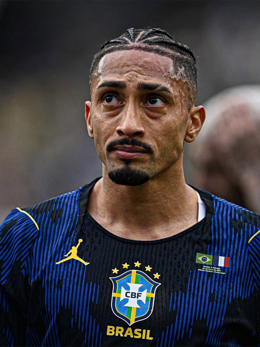 𝖤𝖫 𝖯𝖱𝖤𝖲𝖨𝖣𝖤𝖭𝖳 tweet media