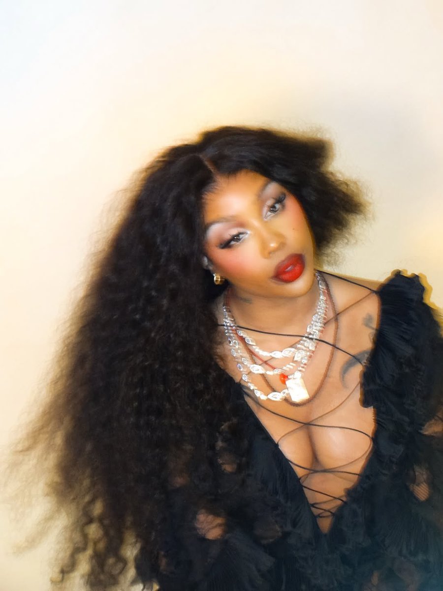 SZA ICONIC | FAN PAGE tweet media