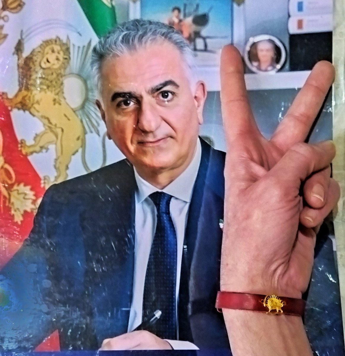 farzan far 🇮🇷 tweet media