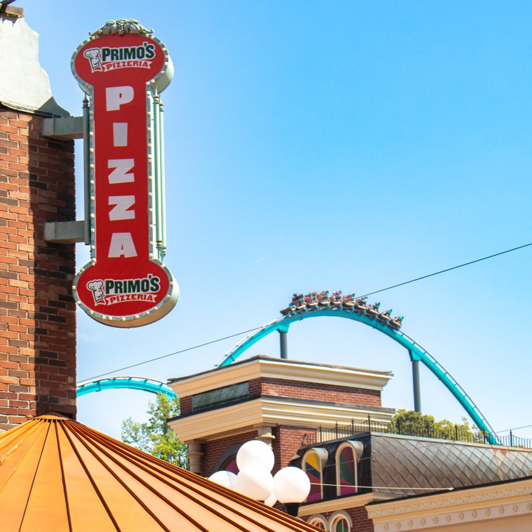 Six Flags tweet media