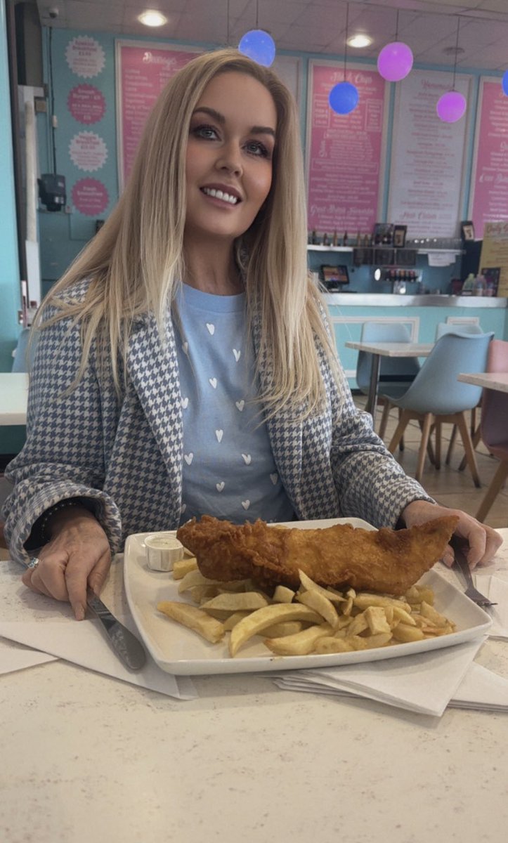 🥇 🐾 🎀 𝒜𝓋𝒶𝑒 𝒥𝒶𝑒 𝒦𝒶𝓉𝓏 🎀 🐾 🥇 tweet media